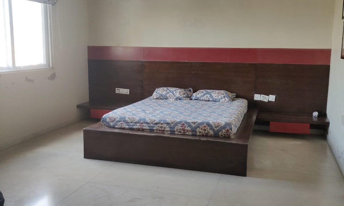 WhatsApp Image 2025-05-15 at 1.49.33 PM (3)