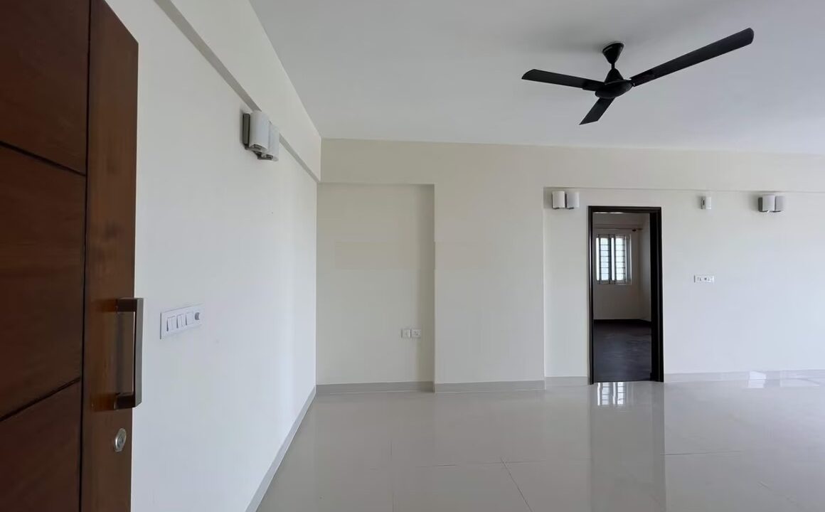 WhatsApp Image 2025-05-16 at 12.37.44 PM