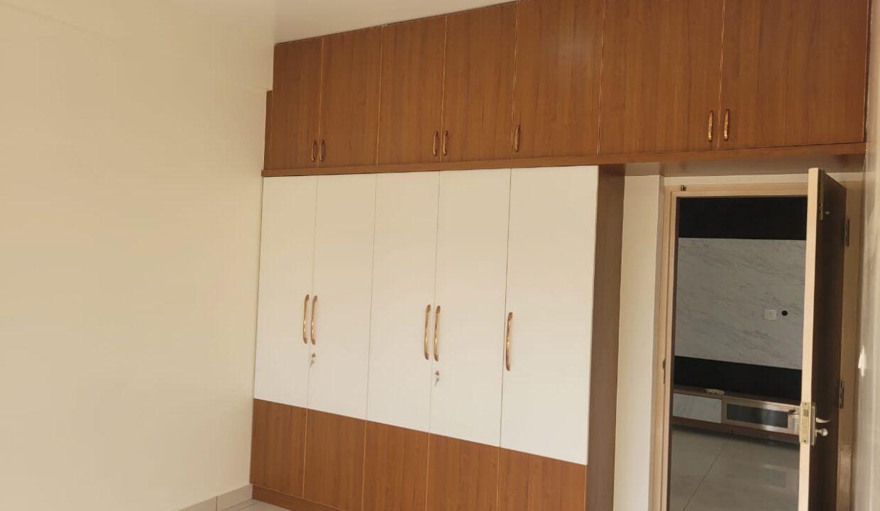 WhatsApp Image 2025-05-16 at 6.10.15 PM (2)