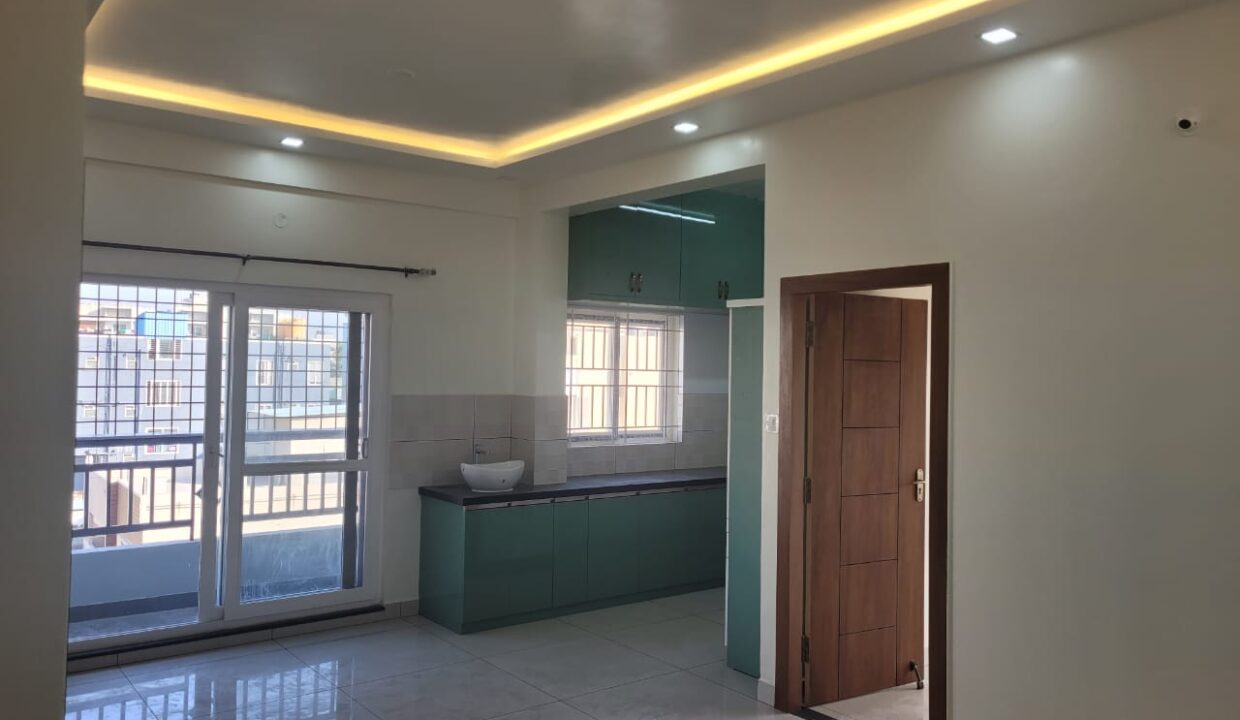 WhatsApp Image 2025-05-16 at 6.10.17 PM (2)