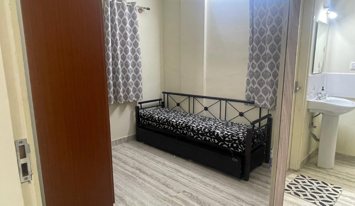 WhatsApp Image 2025-05-30 at 12.12.45 PM