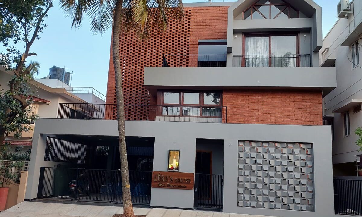 bd03e283-fc97-47a4-b3bc-ecbf40ede935 (1)