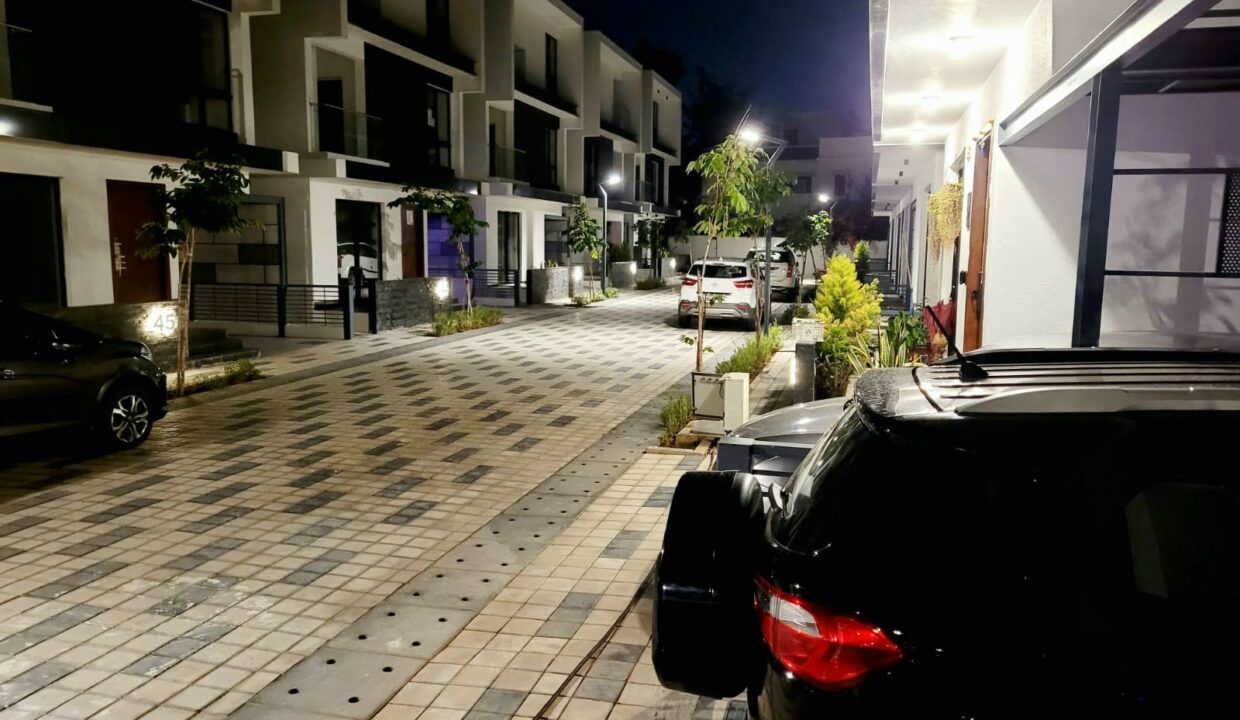 WhatsApp Image 2025-05-06 at 12.44.04 PM (2)