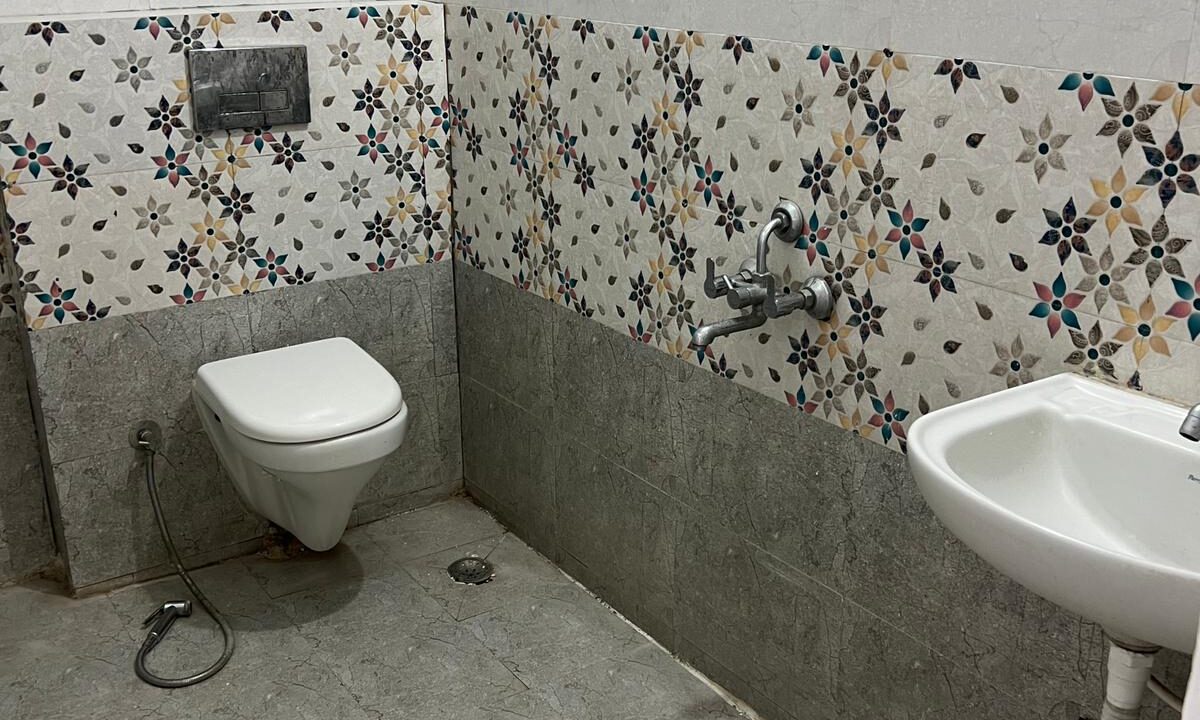 WhatsApp Image 2025-06-01 at 1.21.02 AM (3)