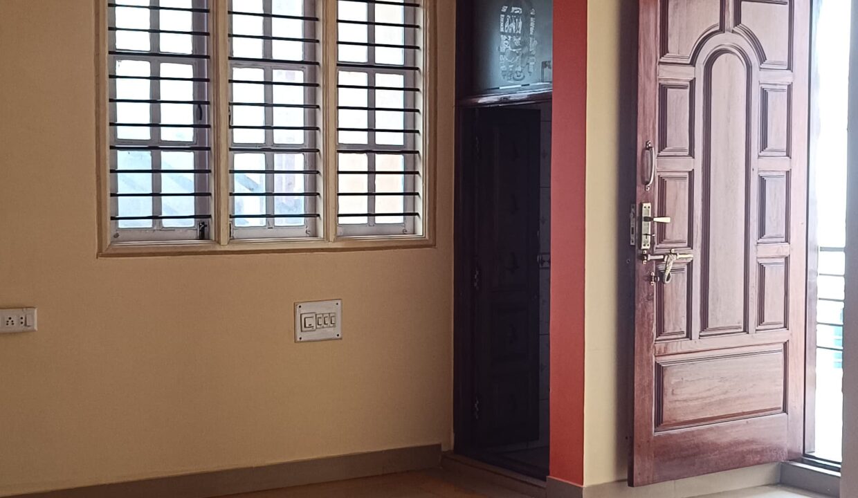 WhatsApp Image 2025-06-05 at 9.26.51 PM (1)