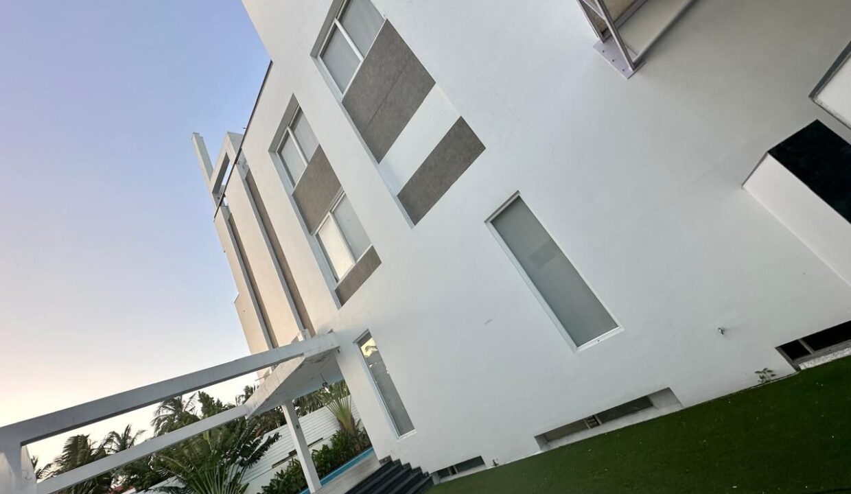 WhatsApp Image 2025-06-24 at 12.24.06 PM