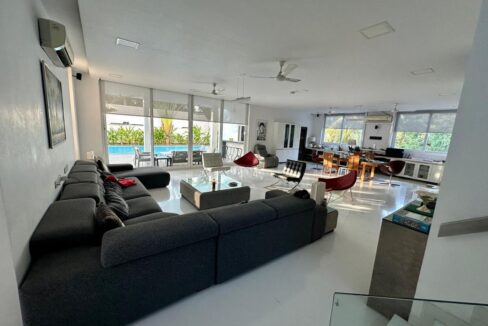 WhatsApp Image 2025-06-24 at 12.24.08 PM (1)