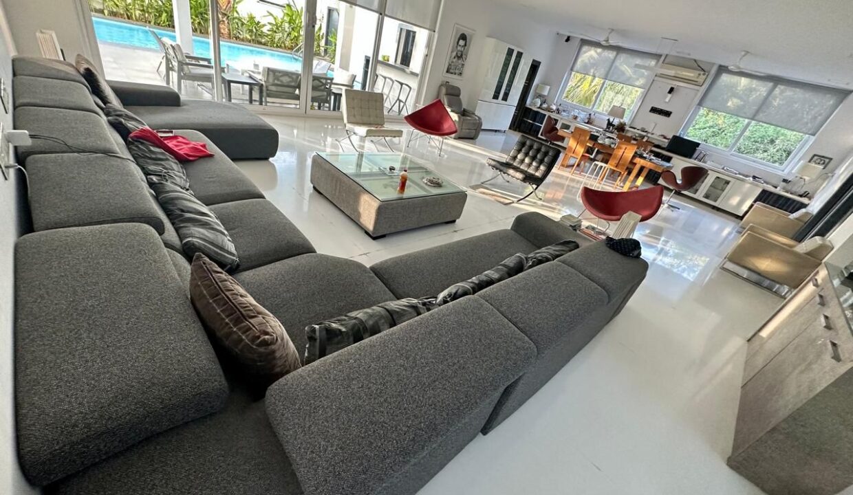 WhatsApp Image 2025-06-24 at 12.24.08 PM