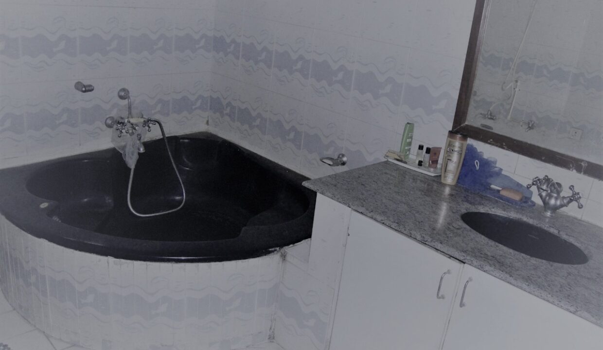 WhatsApp Image 2021-11-13 at 10.41.21 PM (1)