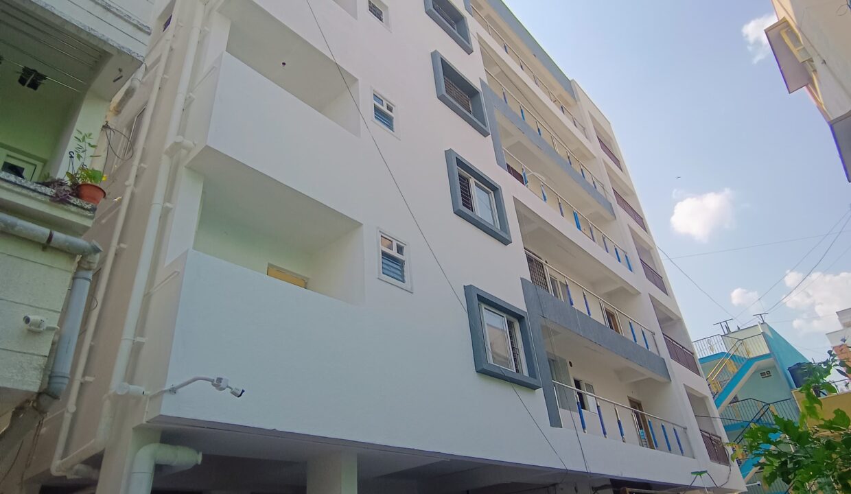 WhatsApp Image 2025-08-12 at 11.53.21 AM (1)