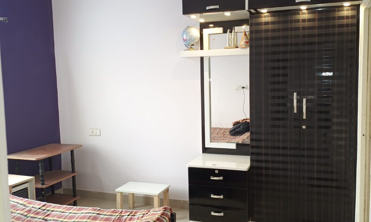 WhatsApp Image 2025-08-24 at 12.32.01 PM