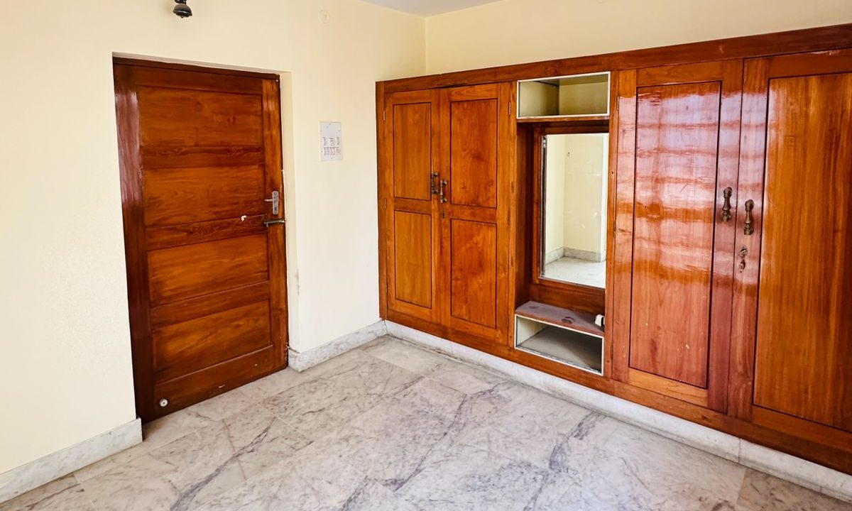 WhatsApp Image 2025-08-26 at 12.05.30 PM