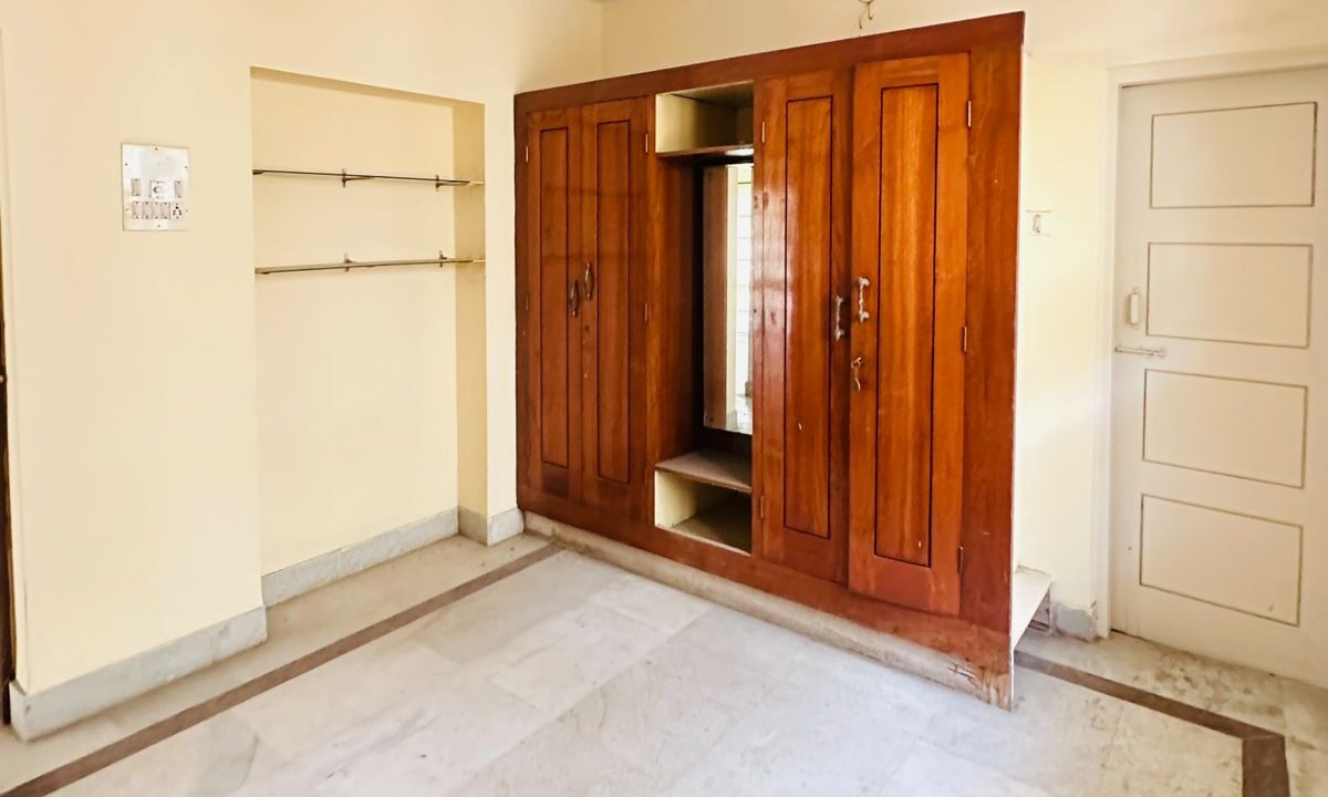 WhatsApp Image 2025-08-26 at 12.05.30 PM (2)