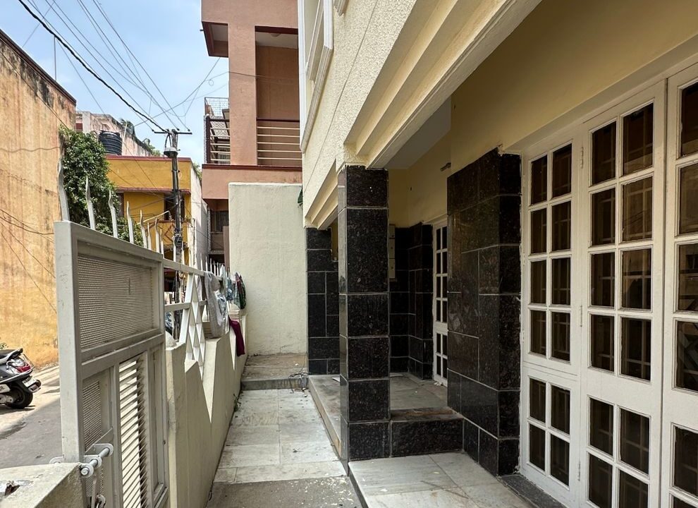 WhatsApp Image 2025-08-26 at 12.05.31 PM (1)