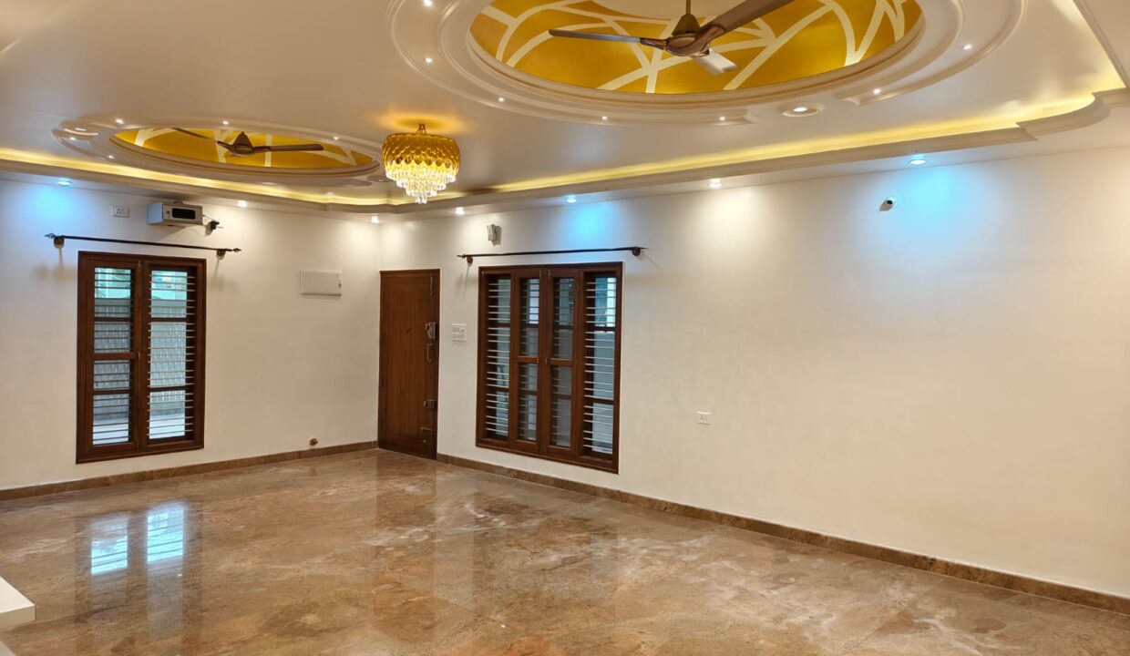 WhatsApp Image 2025-09-17 at 12.36.10 PM