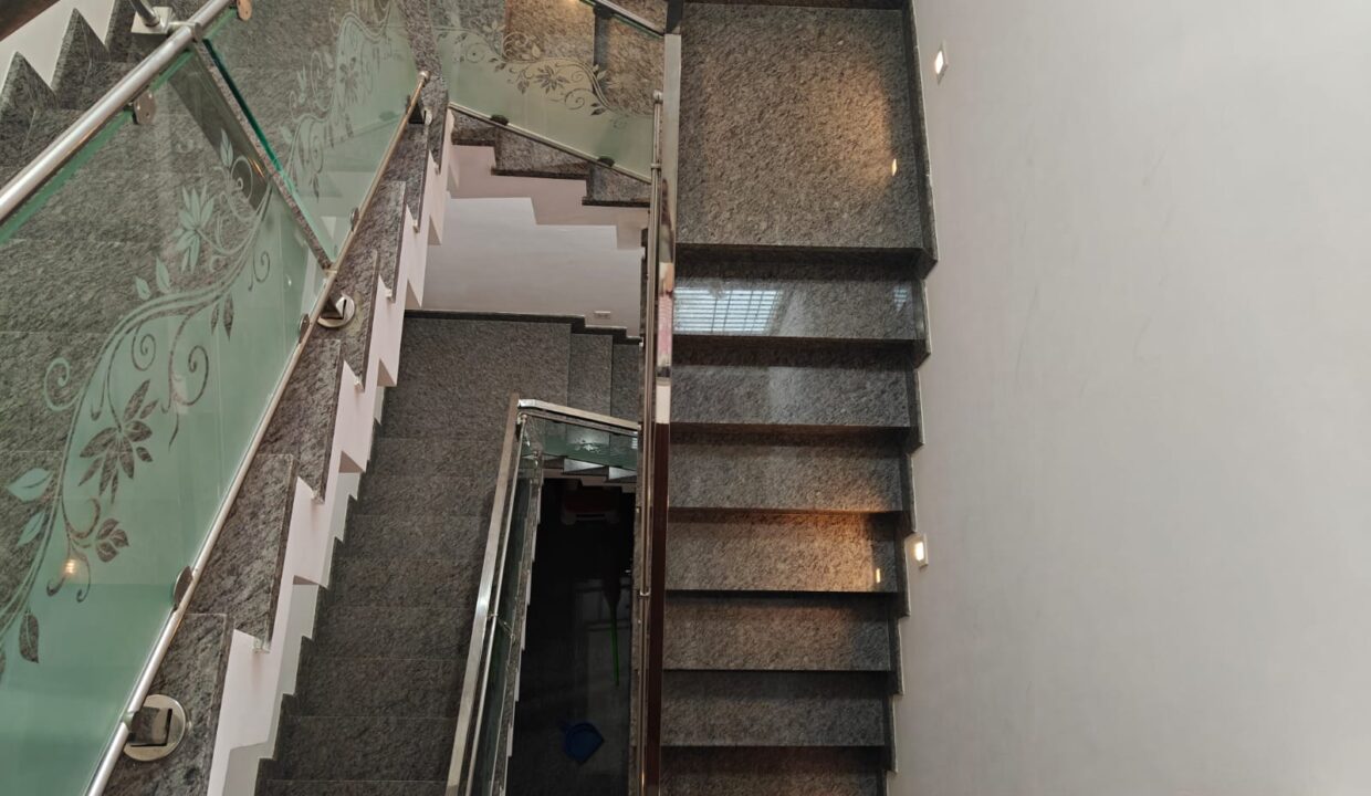 WhatsApp Image 2025-09-17 at 5.16.56 PM (1)