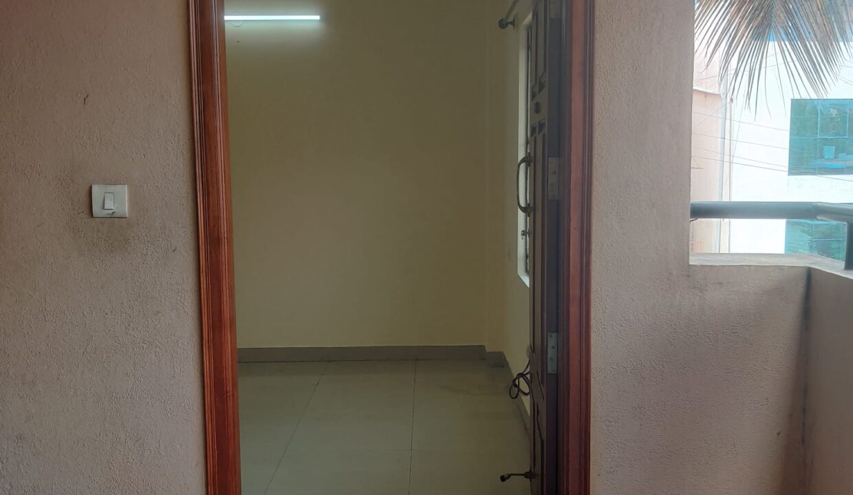 WhatsApp Image 2025-09-22 at 5.22.37 PM (2)