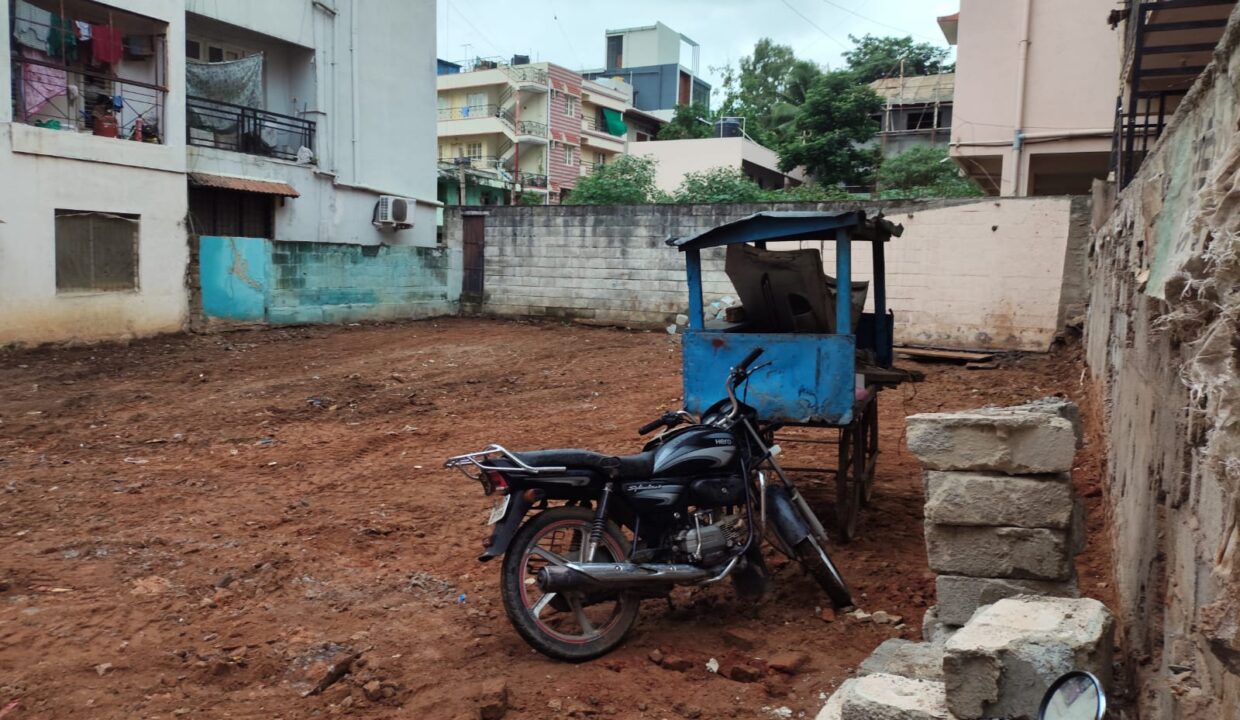 WhatsApp Image 2025-09-30 at 12.04.45 PM