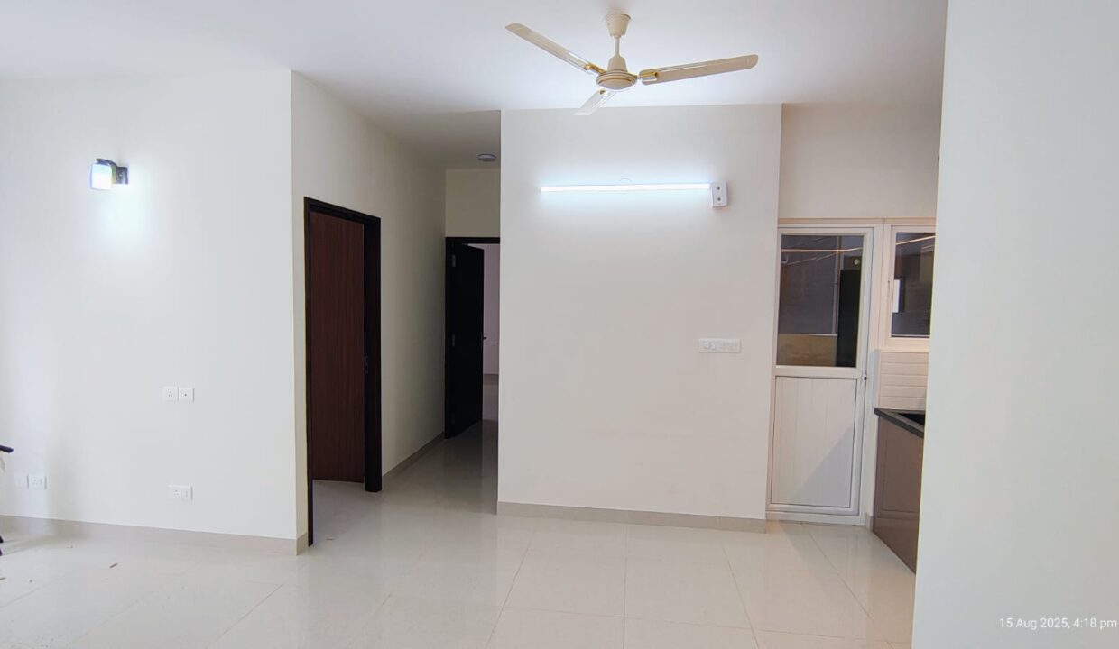 WhatsApp Image 2025-10-03 at 1.33.17 PM