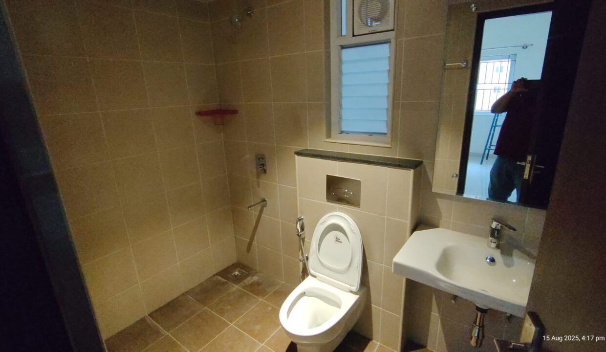 WhatsApp Image 2025-10-03 at 1.33.48 PM (1)