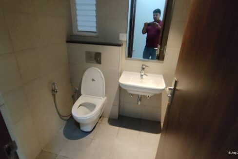 WhatsApp Image 2025-10-03 at 1.33.48 PM (2)