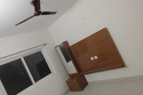 WhatsApp Image 2025-10-24 at 3.01.10 PM (2)