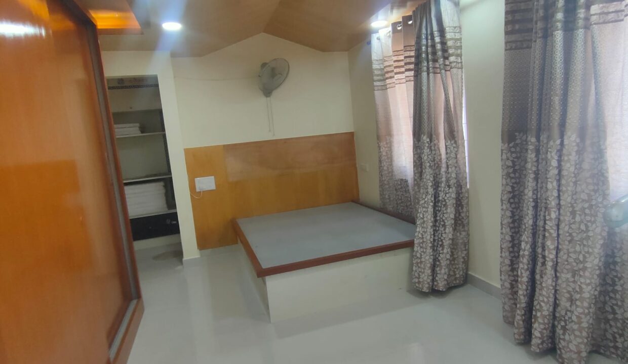 WhatsApp Image 2025-10-24 at 9.39.57 AM (2)