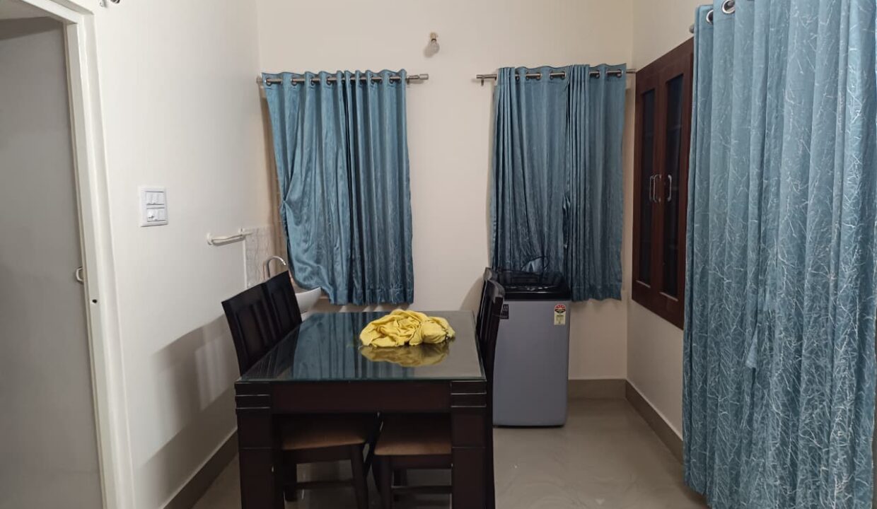 WhatsApp Image 2025-10-25 at 1.38.46 PM (1)