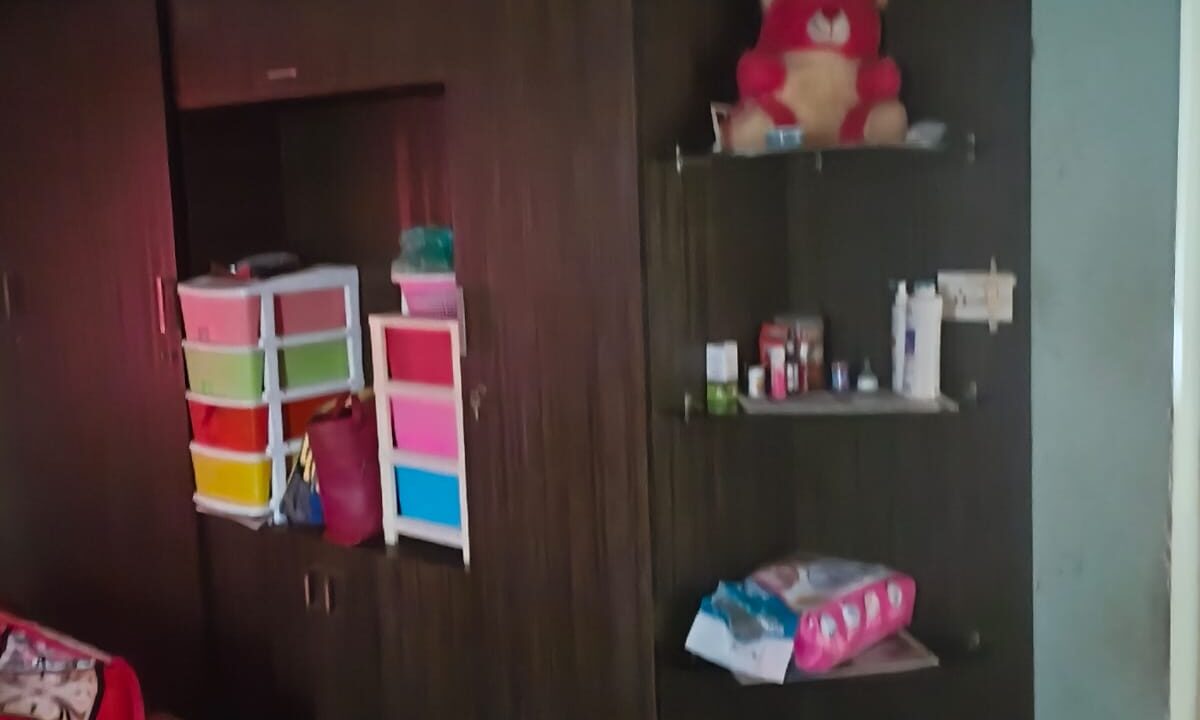 WhatsApp Image 2025-10-25 at 10.00.05 PM (1)