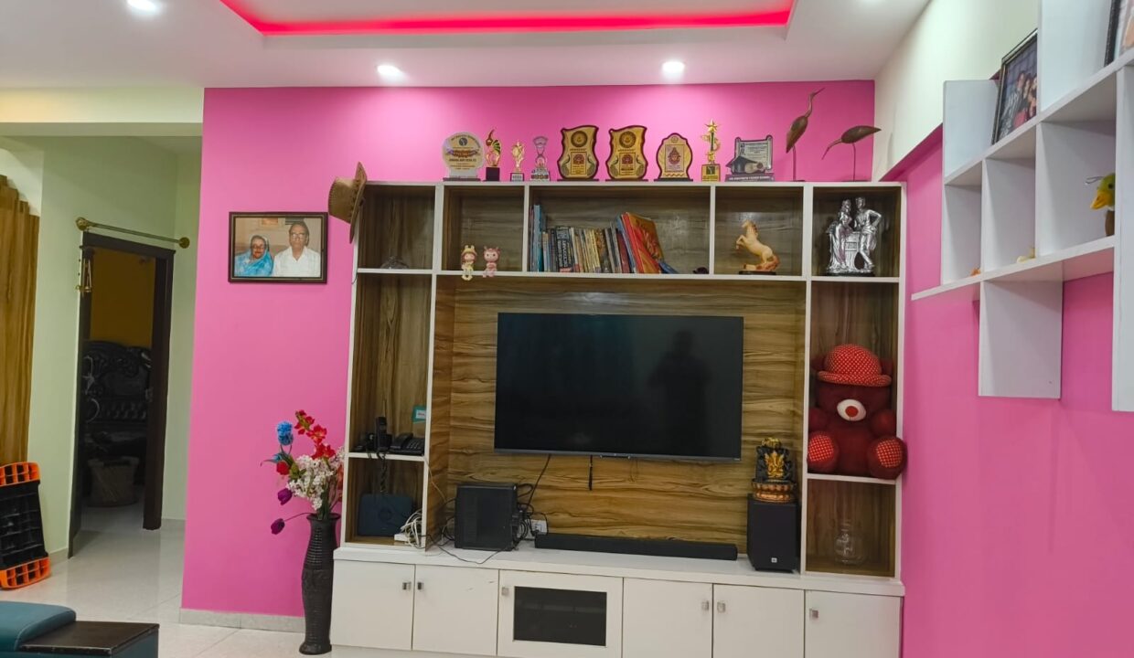 WhatsApp Image 2025-10-25 at 11.09.44 AM