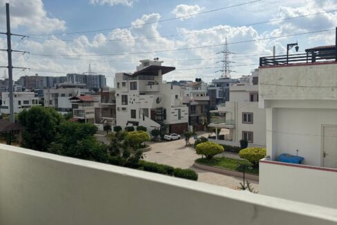 WhatsApp Image 2025-10-25 at 9.17.15 PM (2)