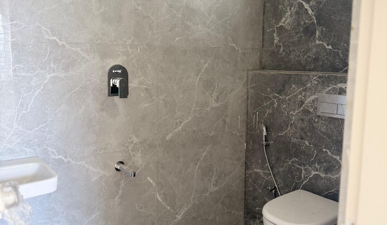 WhatsApp Image 2025-10-25 at 9.17.16 PM (1)