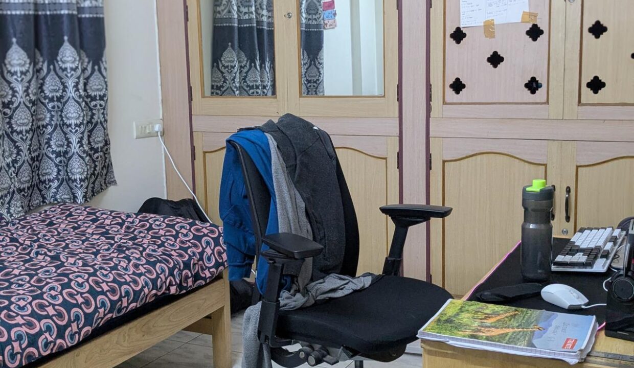 WhatsApp Image 2025-10-25 at 9.39.08 PM (2)