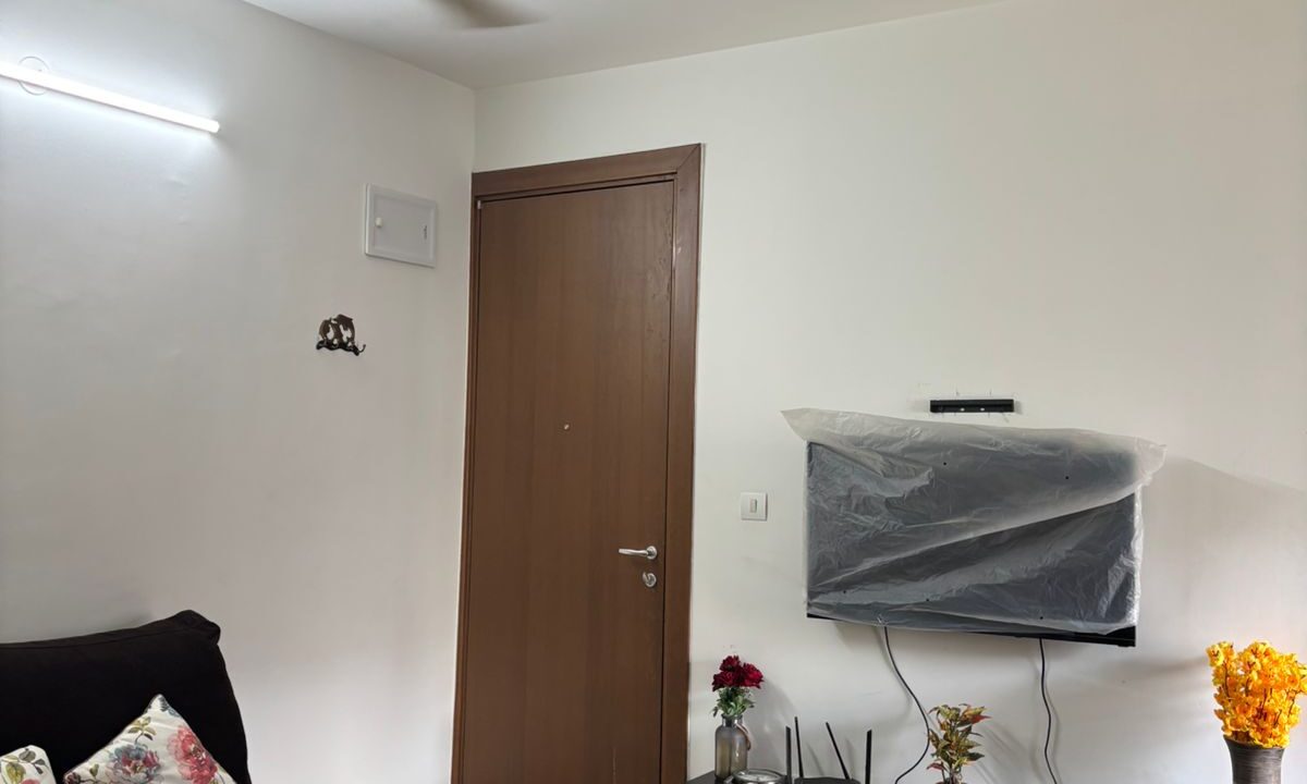 WhatsApp Image 2025-10-26 at 12.26.31 PM (1)