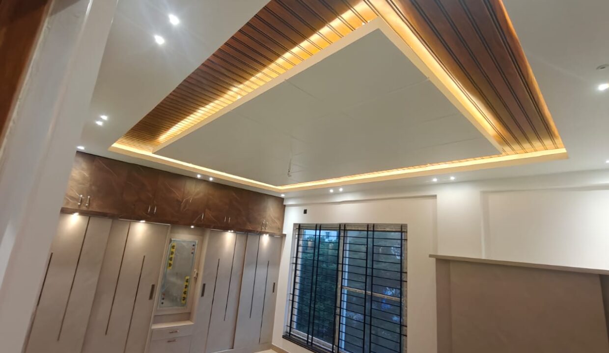 WhatsApp Image 2025-10-28 at 8.17.47 PM (1)