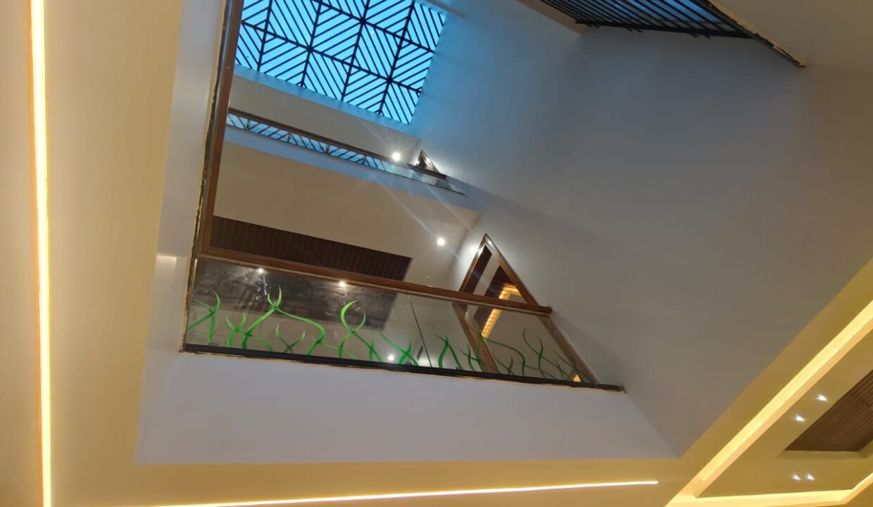 WhatsApp Image 2025-10-28 at 8.17.52 PM (1)