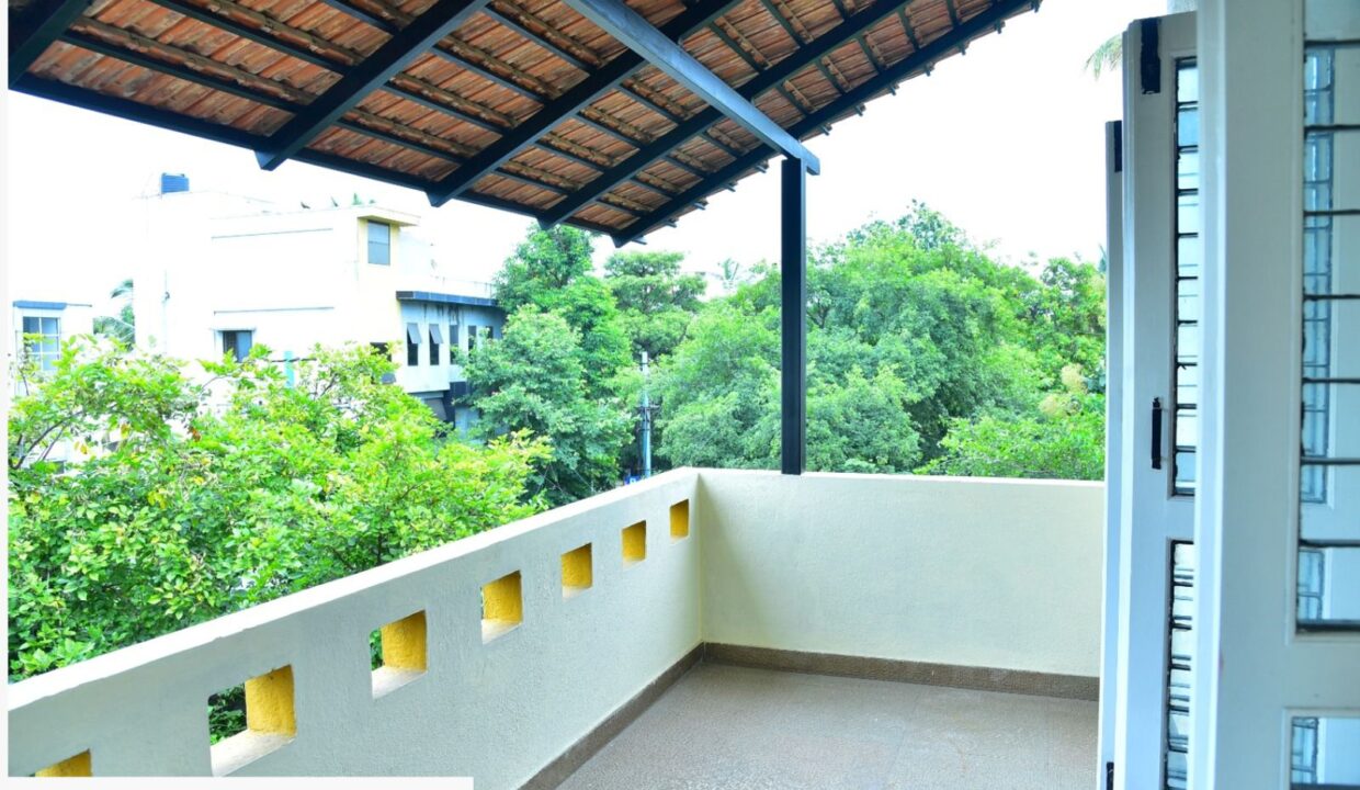 WhatsApp Image 2025-10-29 at 9.06.34 PM (1)