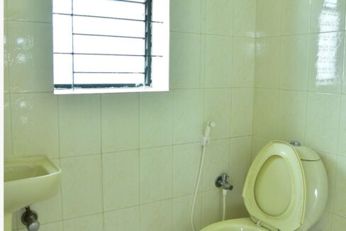 WhatsApp Image 2025-10-29 at 9.06.35 PM (1)