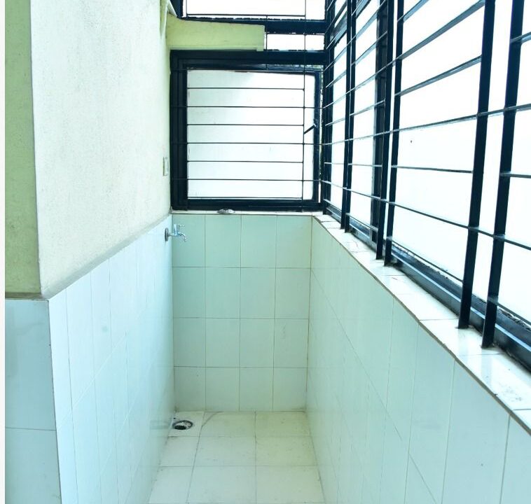 WhatsApp Image 2025-10-29 at 9.06.37 PM