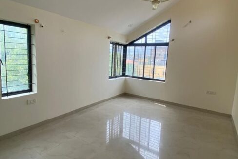 WhatsApp Image 2025-10-29 at 9.06.38 PM (1)