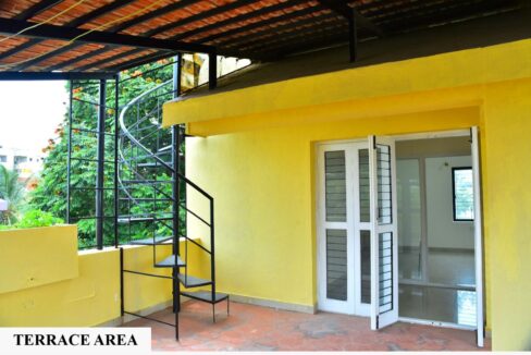 WhatsApp Image 2025-10-29 at 9.06.41 PM (1)