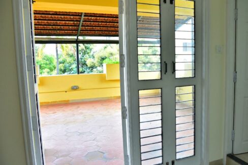 WhatsApp Image 2025-10-29 at 9.06.42 PM