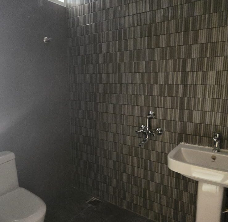 WhatsApp Image 2025-10-30 at 19.57.22 (1)