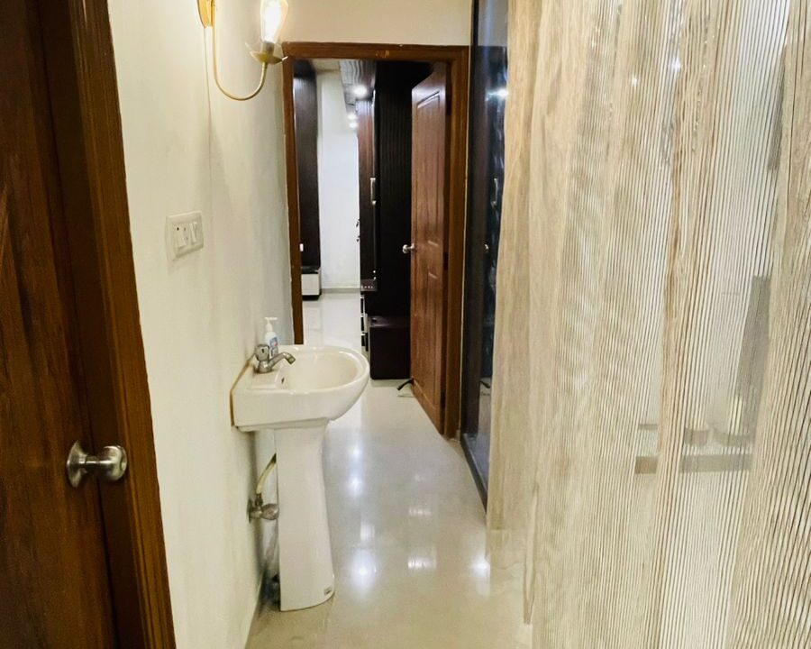 WhatsApp Image 2025-10-31 at 10.37.44 AM (1)