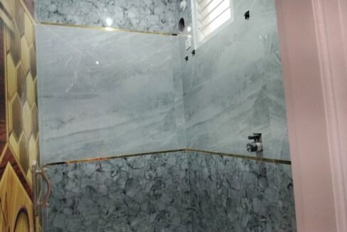 b9437b22-313c-4e80-8c22-82155971a825