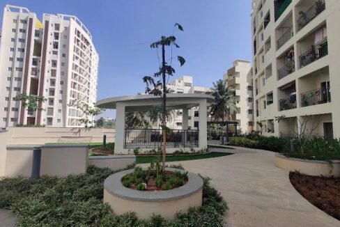 e2c16a36-47d4-4f28-bcbf-82b64195531d