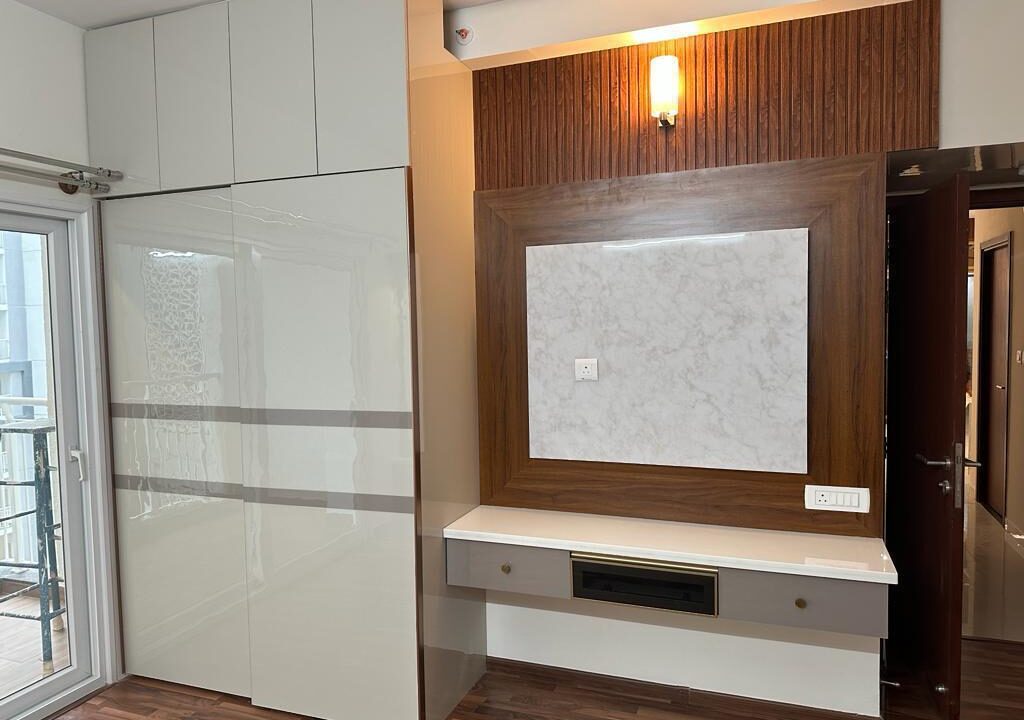 06f7fa59-6d49-4f49-b644-8881d9c670e4