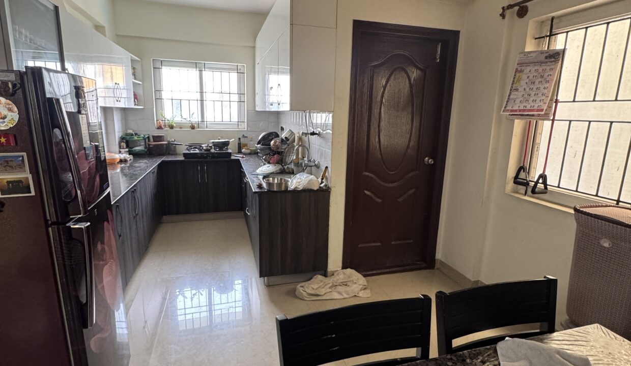 1135B823-5B4B-4691-B274-F6A4FB34560A