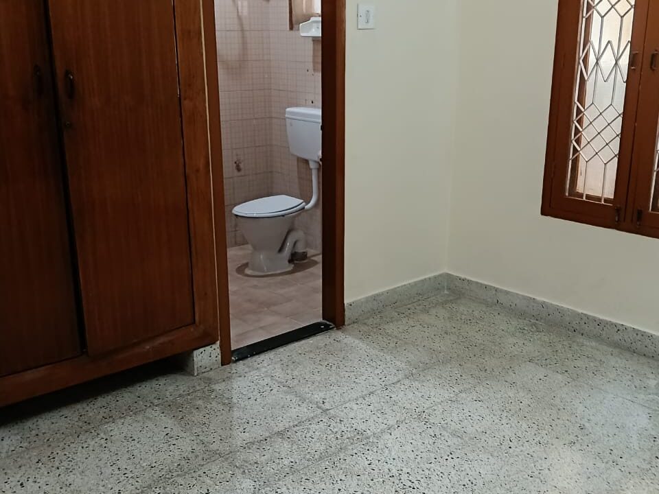 27f20009-4d5b-487c-a152-3a4ee5a9ea8d