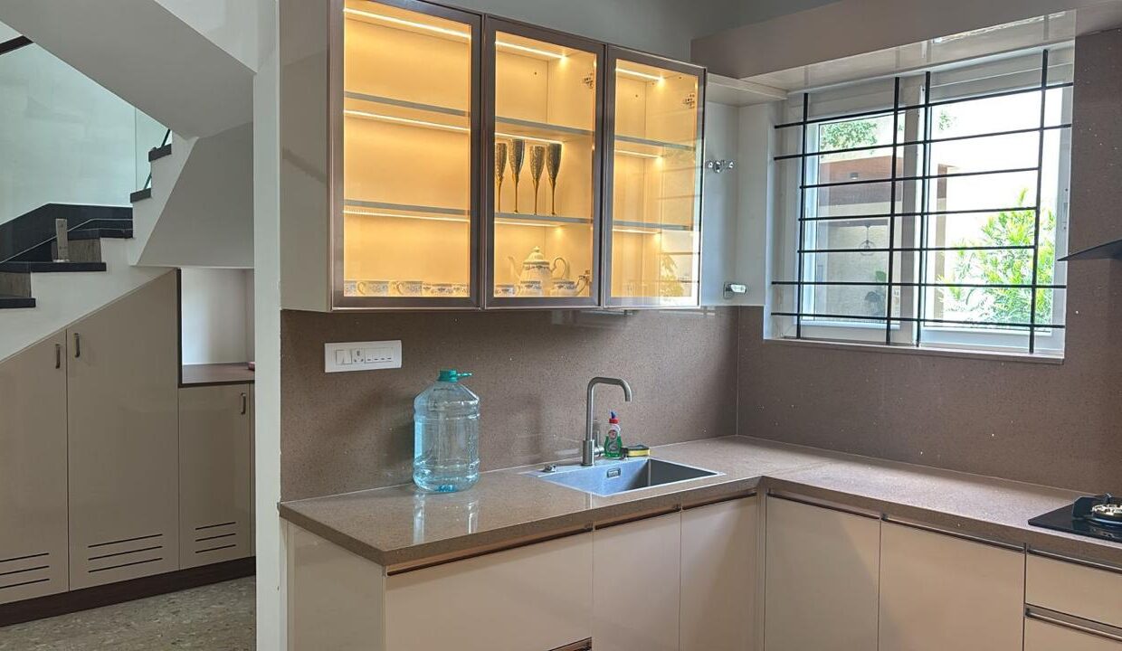 8f41d523-ed3e-4e5c-94f2-bca80249eb62